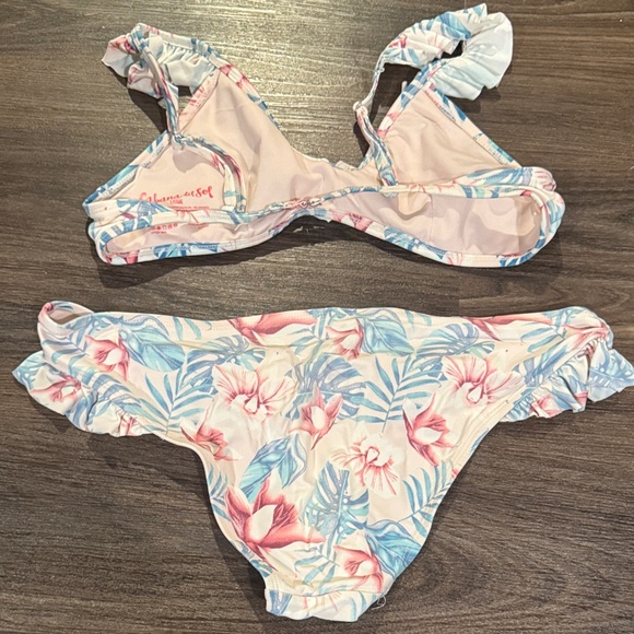Floral Ruffle Bikini Set - Picture 3 of 3